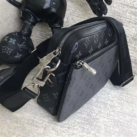 louis vuitton men's trio messenger|louis vuitton messenger bag trio.